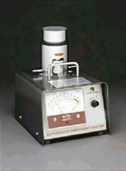 AUTOMATIC DEWPOINT METER 