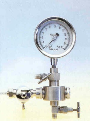 Water Vapour Content of Gaseous Fuels by Measurement of Dew-Point Temperature