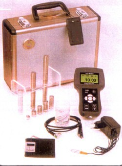 ULTRASONIC THICKNESS GAUGE  